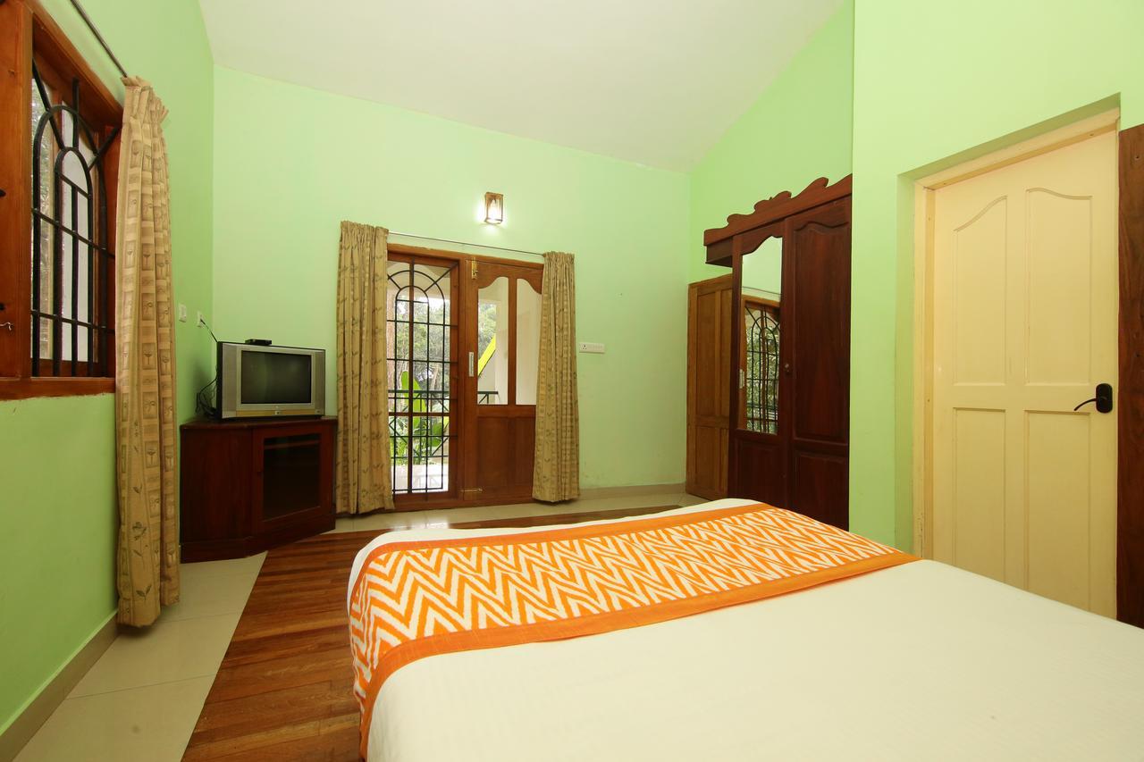 Oyo 4651 Woodpecker Resort Munnar Kültér fotó